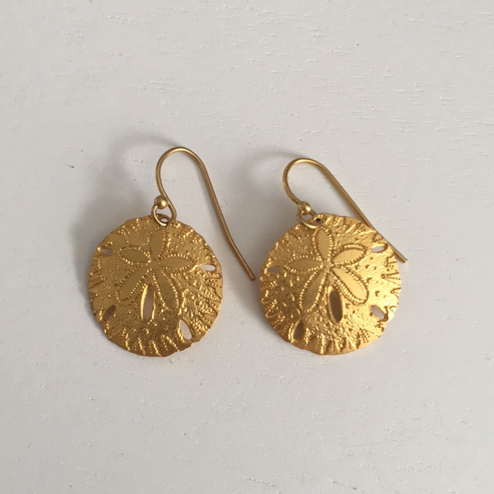 Cute earrings